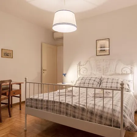 A Peaceful Retreat 2 Minutes From Piazza Navona - Fromhometorome * Rome