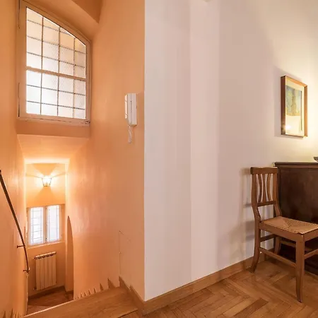 아파트 A Peaceful Retreat 2 Minutes From Piazza Navona - Fromhometorome *