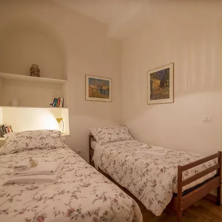 A Peaceful Retreat 2 Minutes From Piazza Navona - Fromhometorome