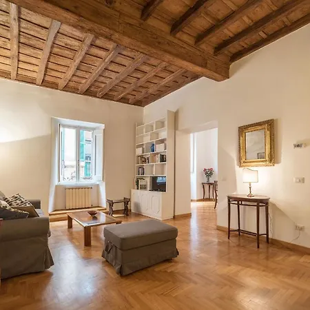 Apartment A Peaceful Retreat 2 Minutes From Piazza Navona - Fromhometorome *