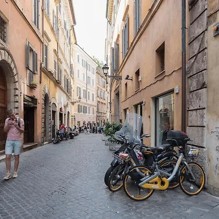 A Peaceful Retreat 2 Minutes From Piazza Navona - Fromhometorome * 로마