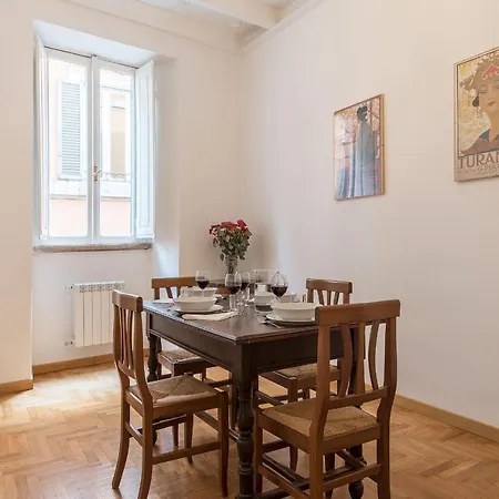 A Peaceful Retreat 2 Minutes From Piazza Navona - Fromhometorome